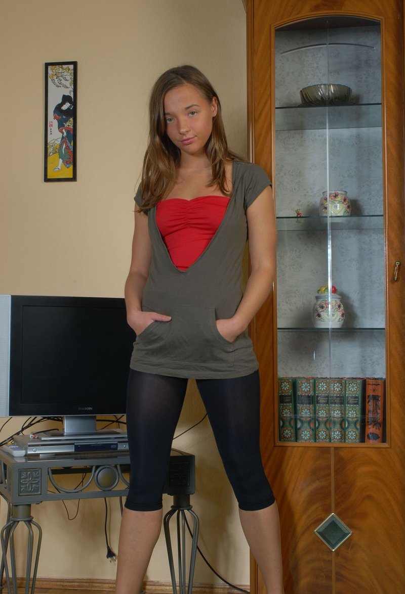 Максим, 23 года, 9 размер груди
